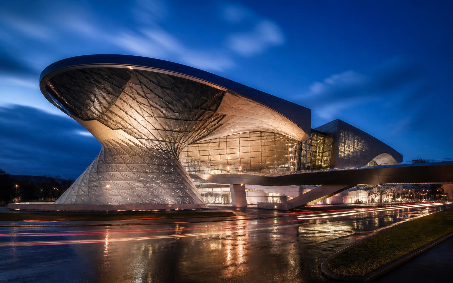 Blaue Stunde BMW Welt München